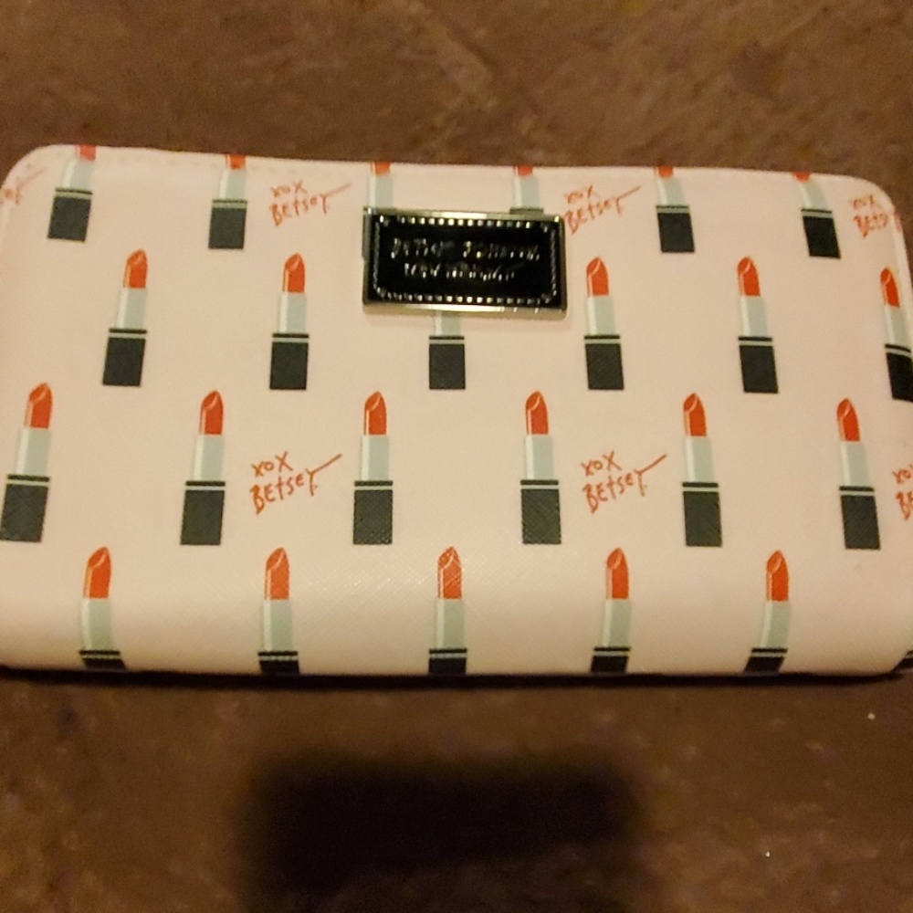 Betsey Johnson wallet